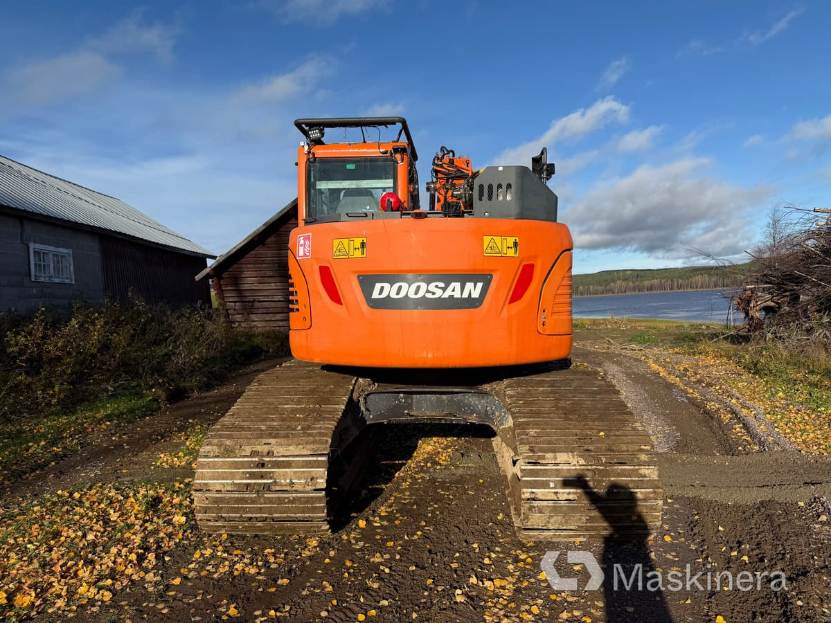 Grävmaskin Doosan DX140LCR-5 / Skördaraggregat 25RH - Bager guseničar: slika 4 Grävmaskin Doosan DX140LCR-5 / Skördaraggregat 25RH - Bager guseničar: slika 4