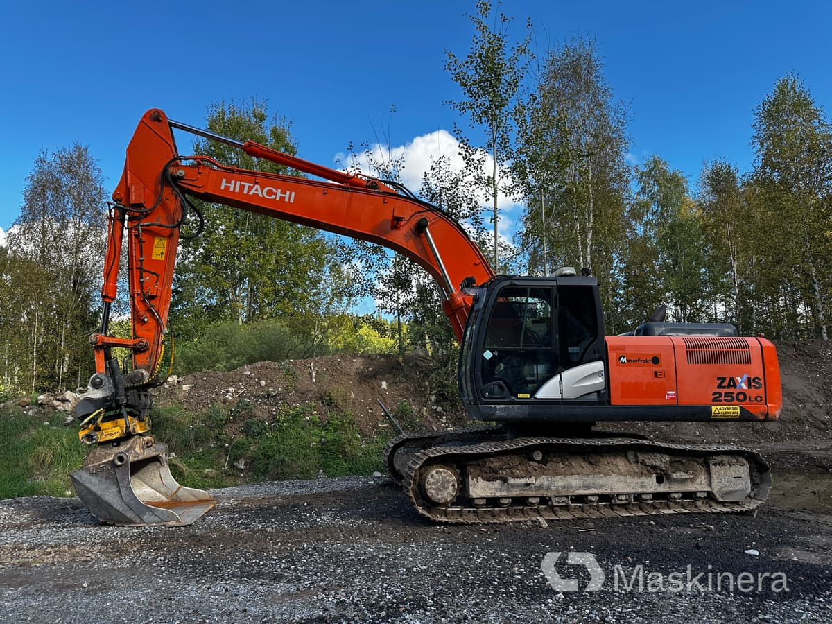 Grävmaskin Hitachi ZX250LC-5B - Bager guseničar: slika 2 Grävmaskin Hitachi ZX250LC-5B - Bager guseničar: slika 2