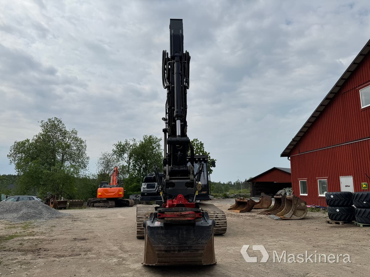 Grävmaskin Kobelco SK300LC med redskap - Bager guseničar: slika 2 Grävmaskin Kobelco SK300LC med redskap - Bager guseničar: slika 2