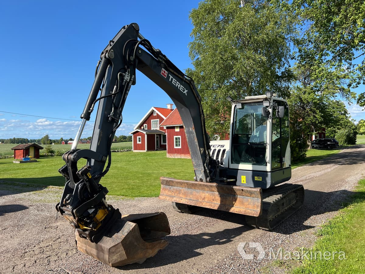 Bager guseničar Grävmaskin Terex TC75: slika 1