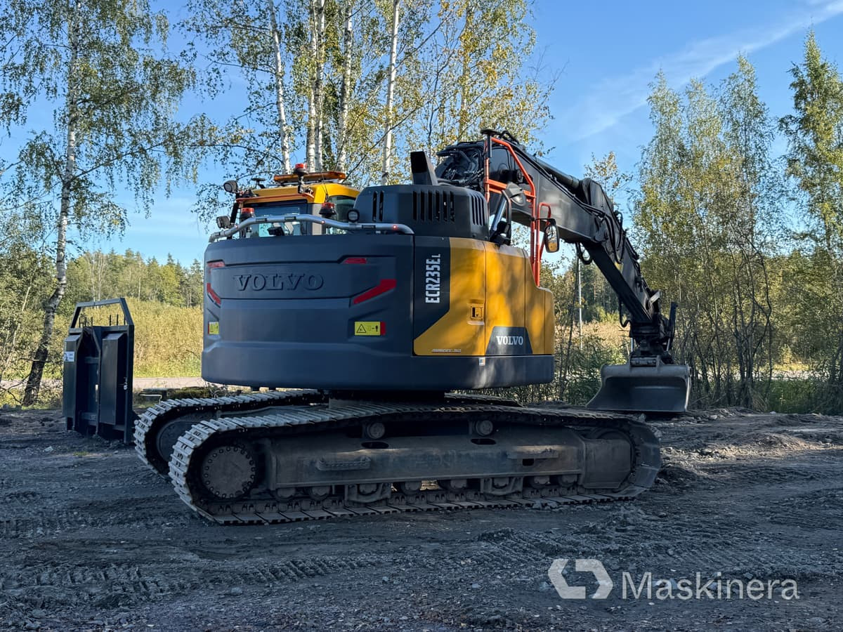 Grävmaskin Volvo ECR235EL - Bager guseničar: slika 2 Grävmaskin Volvo ECR235EL - Bager guseničar: slika 2