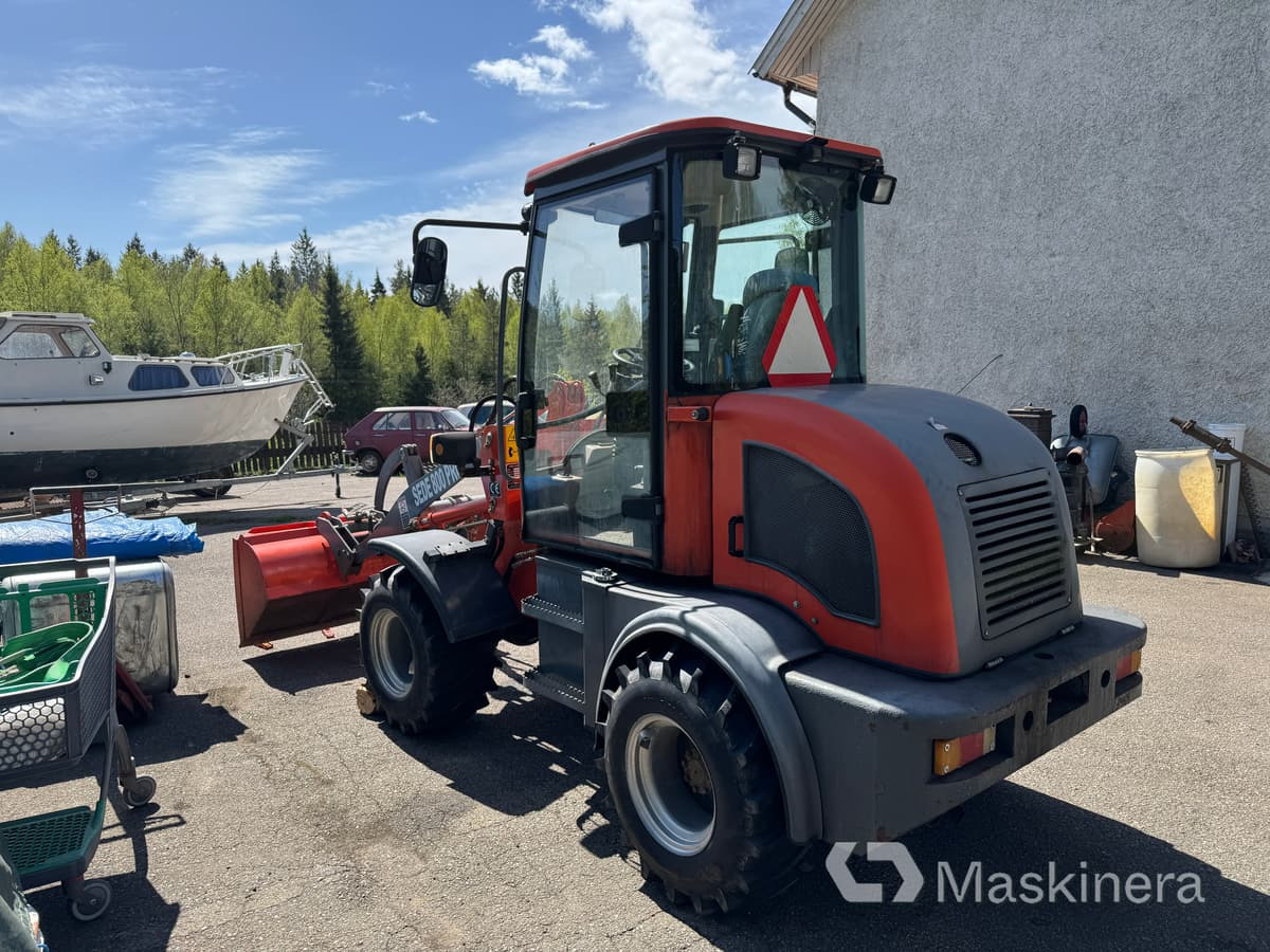 Hjullastare Everun SEDE 800 PRO (rep. objekt) - Utovarivač točkaš: slika 5 Hjullastare Everun SEDE 800 PRO (rep. objekt) - Utovarivač točkaš: slika 5