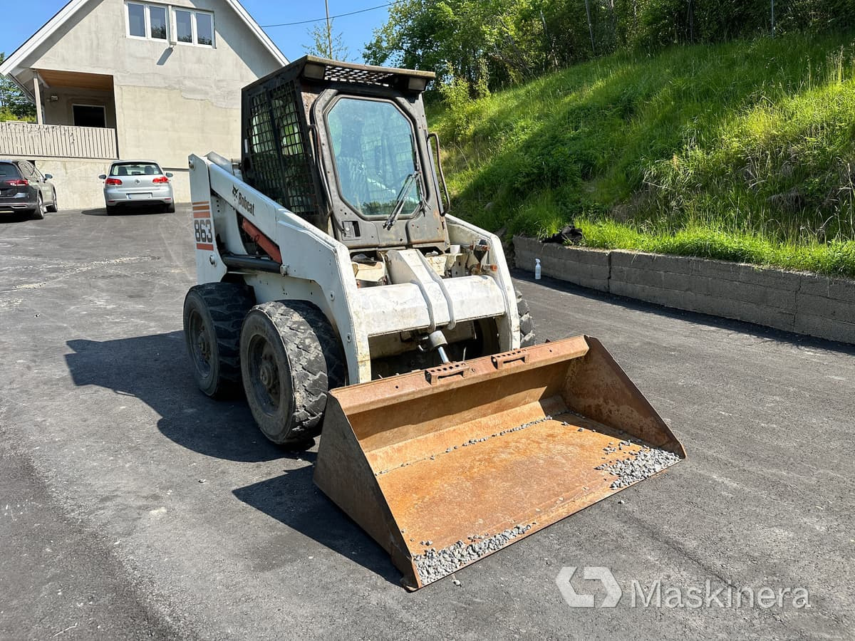 Kompaktlastare BobCat 863 - Mini utovarivač: slika 1 Kompaktlastare BobCat 863 - Mini utovarivač: slika 1