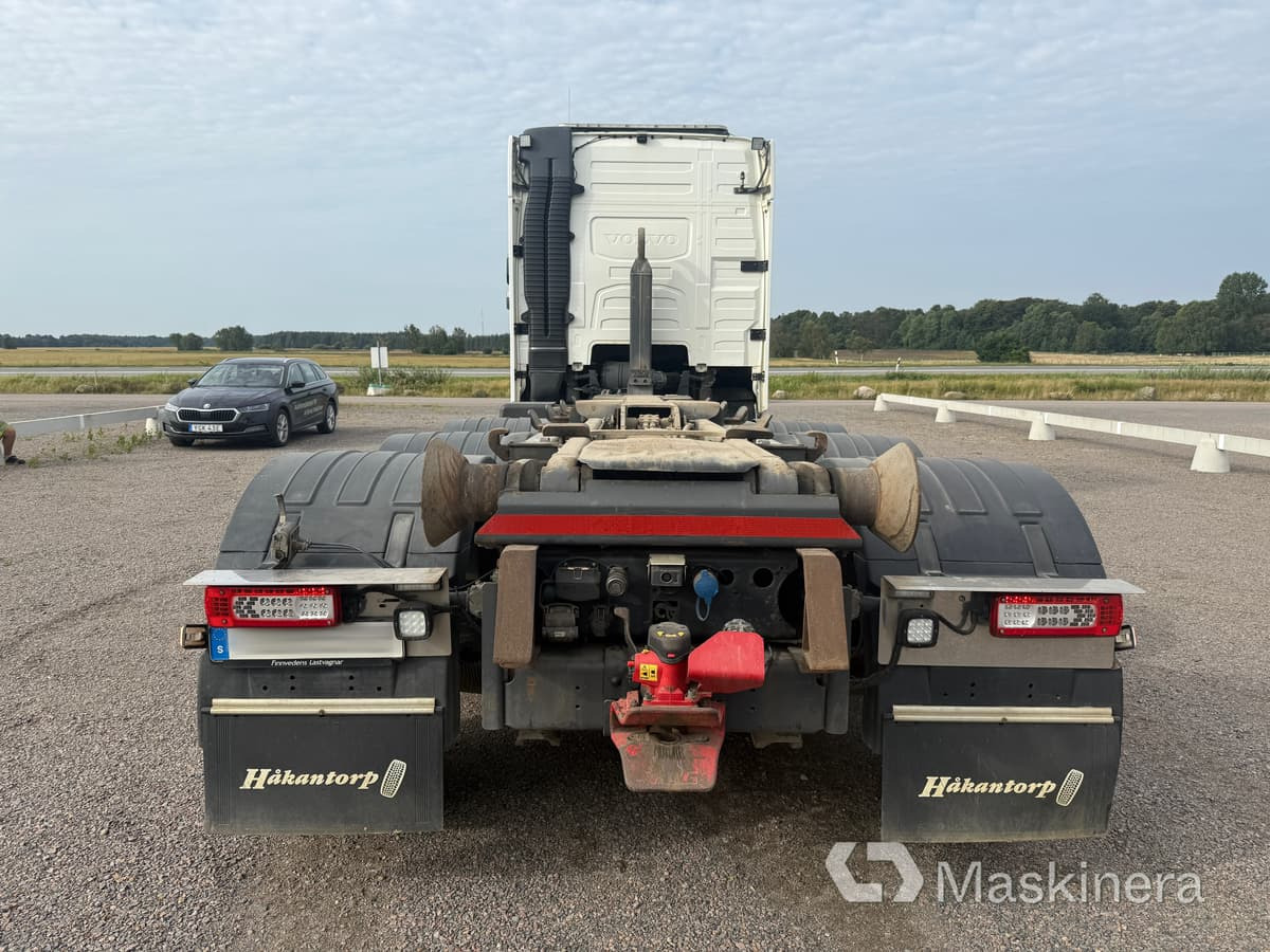 Lastväxlare Volvo FH 8*4 - Kamion sa hidrauličnom kukom: slika 4 Lastväxlare Volvo FH 8*4 - Kamion sa hidrauličnom kukom: slika 4