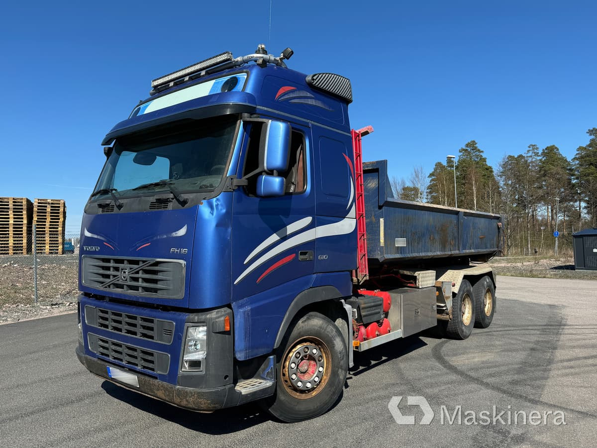 Lastväxlare Volvo FH16 tandemdrift - Kamion sa hidrauličnom kukom, Kamion sa dizalicom: slika 1 Lastväxlare Volvo FH16 tandemdrift - Kamion sa hidrauličnom kukom, Kamion sa dizalicom: slika 1