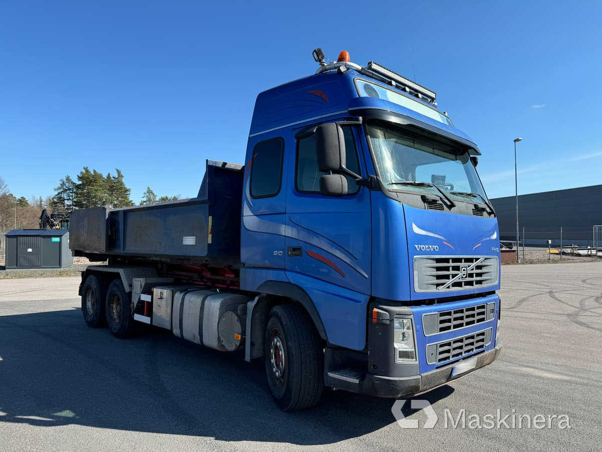 Lastväxlare Volvo FH16 tandemdrift - Kamion sa hidrauličnom kukom, Kamion sa dizalicom: slika 3 Lastväxlare Volvo FH16 tandemdrift - Kamion sa hidrauličnom kukom, Kamion sa dizalicom: slika 3