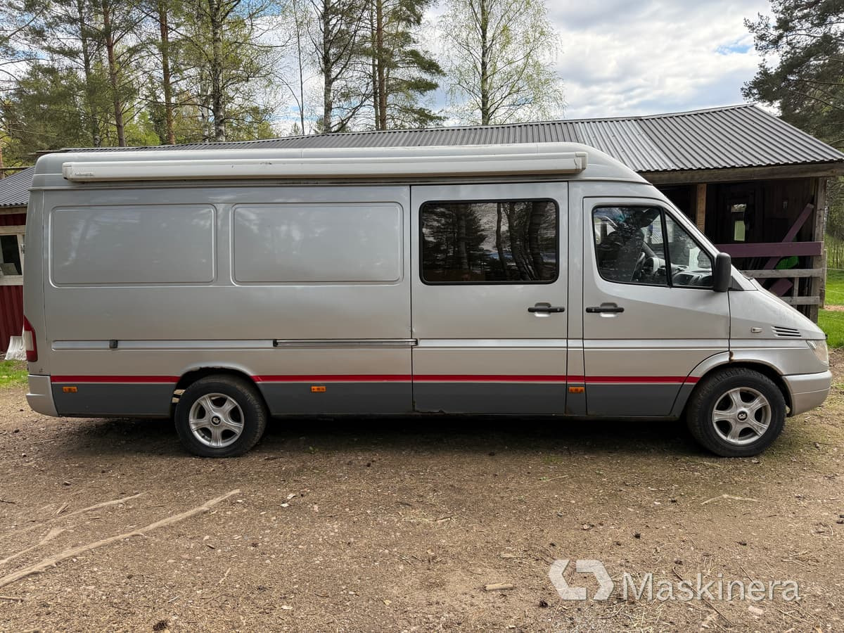 Mercedes Benz Sprinter 313 CDI / Crossbuss (Rep. objekt) - Furgon: slika 4 Mercedes Benz Sprinter 313 CDI / Crossbuss (Rep. objekt) - Furgon: slika 4