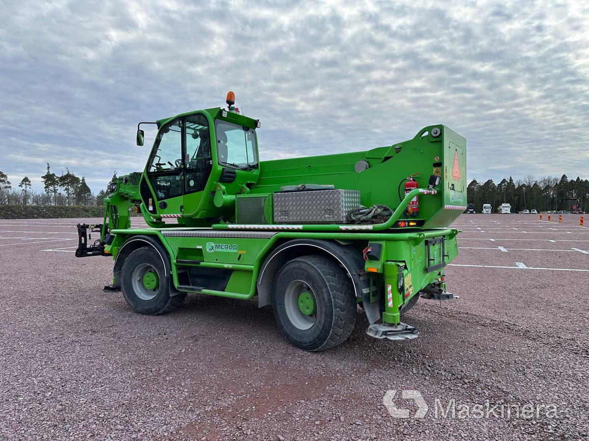 Merlo Roto 60.24 MCSS Teleskoplastare Merlo Roto 60.24 - Teleskopski upravljač: slika 3 Merlo Roto 60.24 MCSS Teleskoplastare Merlo Roto 60.24 - Teleskopski upravljač: slika 3