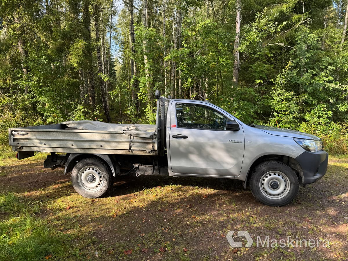Pickup Toyota Hilux - Mali kombi: slika 4 Pickup Toyota Hilux - Mali kombi: slika 4