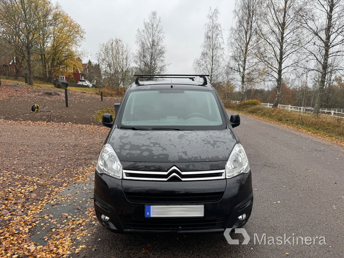 Skåpbil Citroen Berlingo - Mali kombi: slika 2 Skåpbil Citroen Berlingo - Mali kombi: slika 2