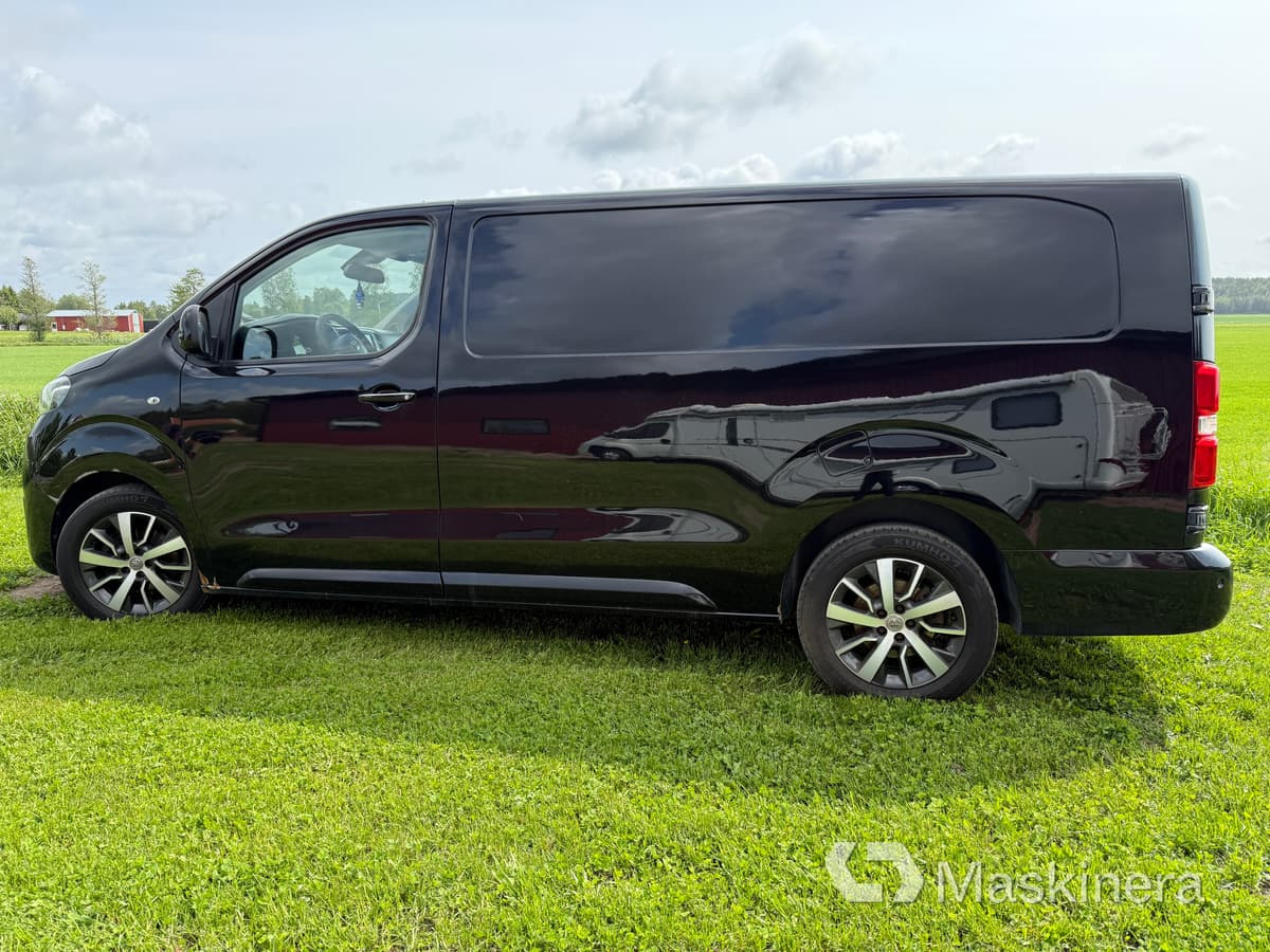Skåpbil Toyota Proace 2,0 D - Furgon: slika 2 Skåpbil Toyota Proace 2,0 D - Furgon: slika 2