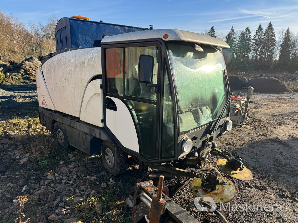 Sopmaskin Johnston Compact 142A 101T (Rep. objekt) - Autočistilica: slika 3 Sopmaskin Johnston Compact 142A 101T (Rep. objekt) - Autočistilica: slika 3