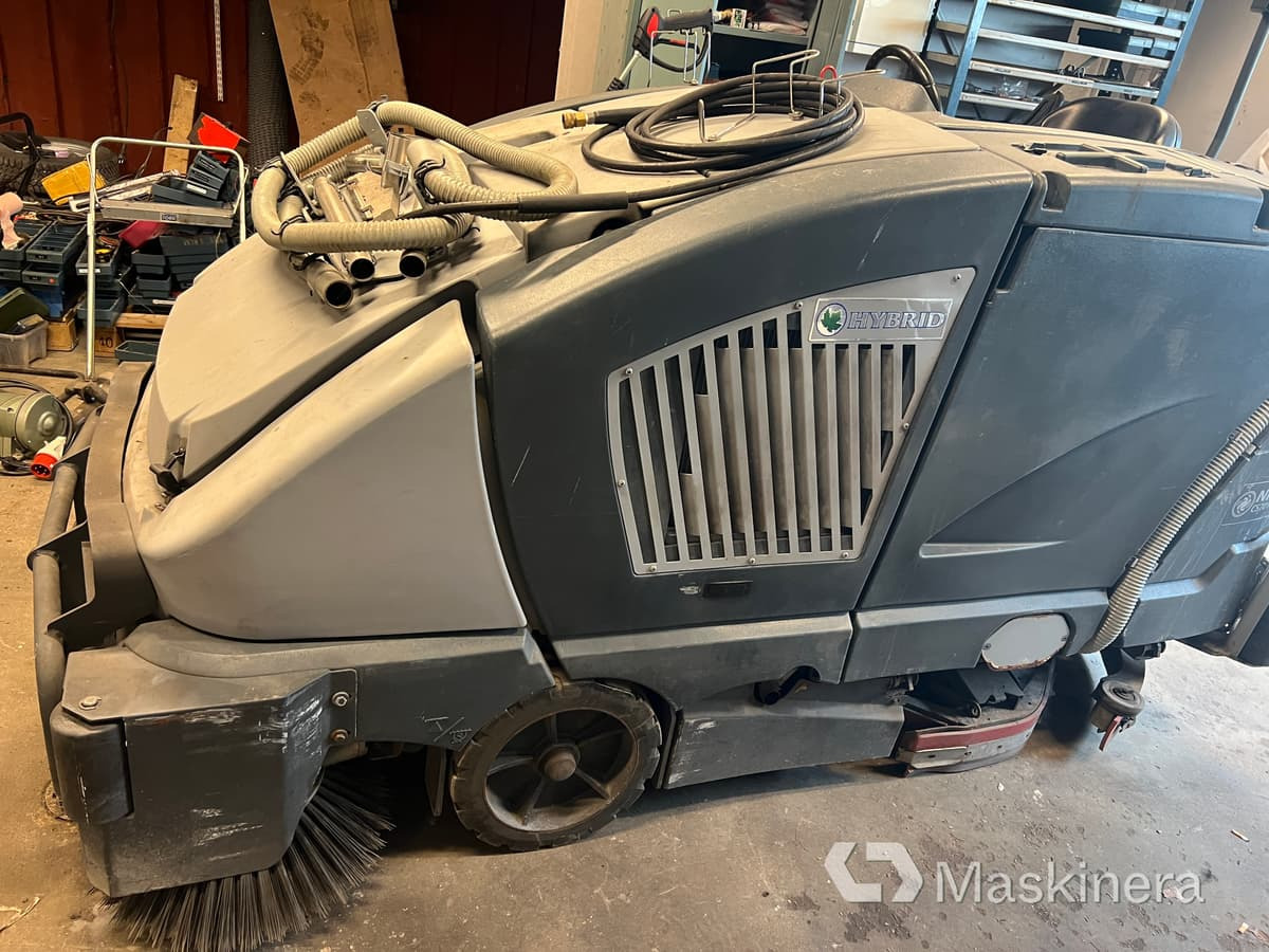 Sopskurmaskin Nilfisk Hybrid CS7010 1200D - Autočistilica: slika 2 Sopskurmaskin Nilfisk Hybrid CS7010 1200D - Autočistilica: slika 2