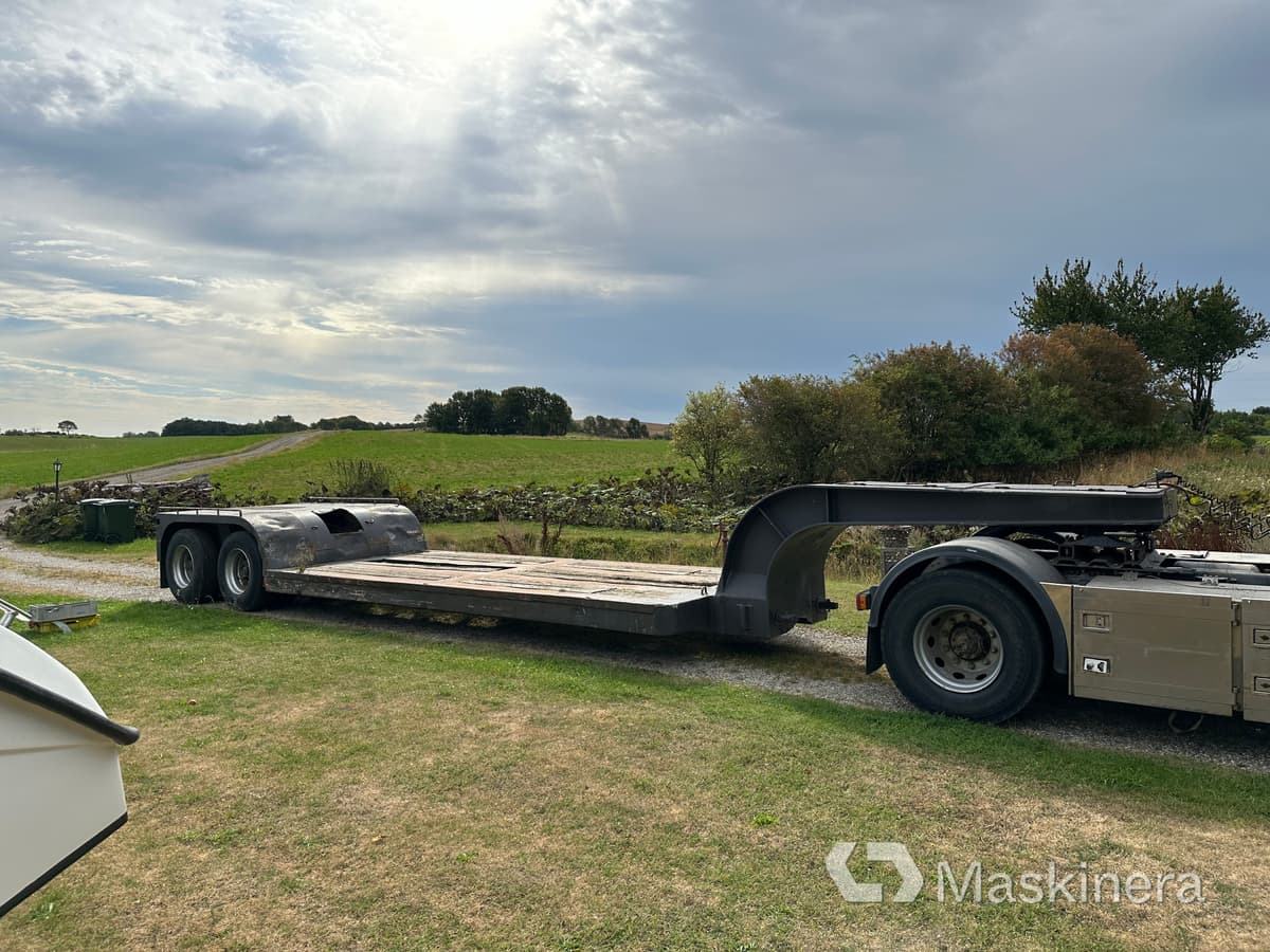 Scania R420 highline A-traktor Scania + 2 släp - Tegljač, Plato poluprikolica: slika 5 Scania R420 highline A-traktor Scania + 2 släp - Tegljač, Plato poluprikolica: slika 5