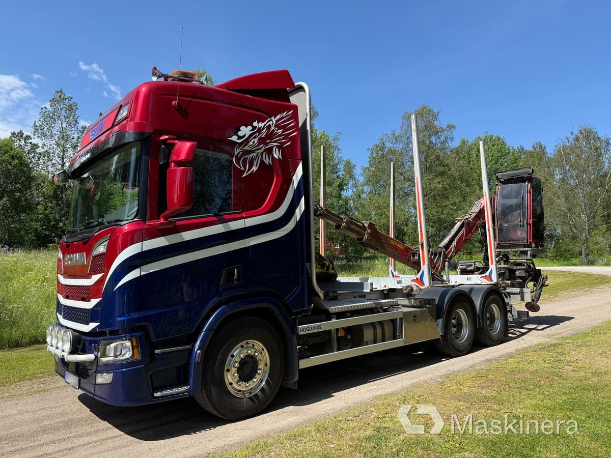 Timmerbil Scania R650B 6x4 NB med kran - Šticar, Kamion sa dizalicom: slika 1 Timmerbil Scania R650B 6x4 NB med kran - Šticar, Kamion sa dizalicom: slika 1