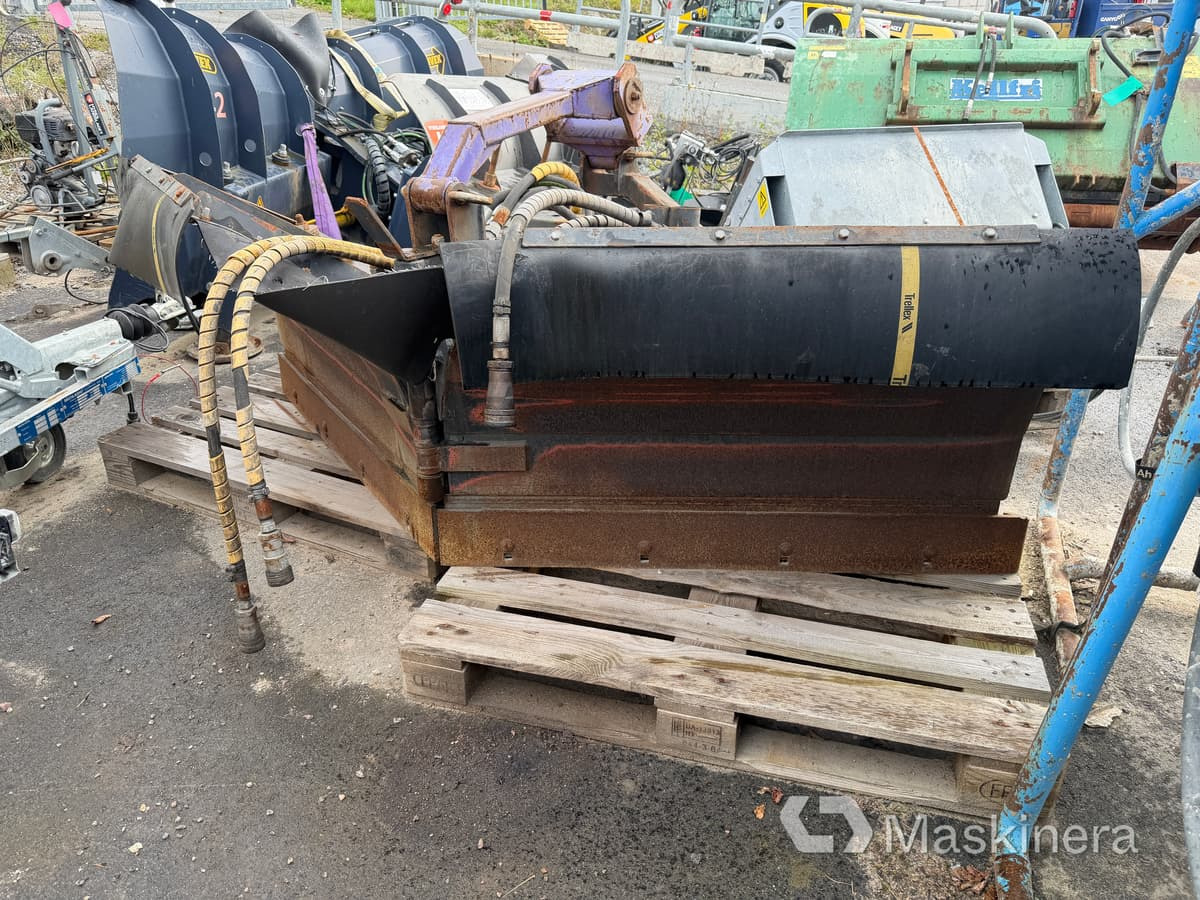 Vikplog Holms KHV-240 Trima fäste - Raonik za sneg: slika 3 Vikplog Holms KHV-240 Trima fäste - Raonik za sneg: slika 3