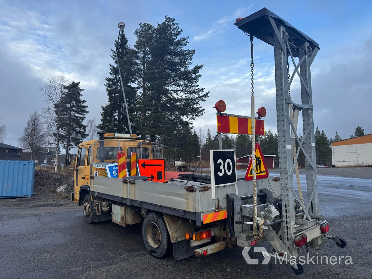 Volvo FL611 4X2 TMA-bil Volvo FL611 - Kamion sa tovarnim sandukom: slika 3 Volvo FL611 4X2 TMA-bil Volvo FL611 - Kamion sa tovarnim sandukom: slika 3