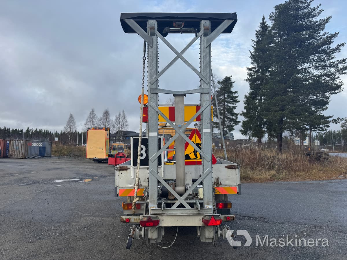 Volvo FL611 4X2 TMA-bil Volvo FL611 - Kamion sa tovarnim sandukom: slika 4 Volvo FL611 4X2 TMA-bil Volvo FL611 - Kamion sa tovarnim sandukom: slika 4