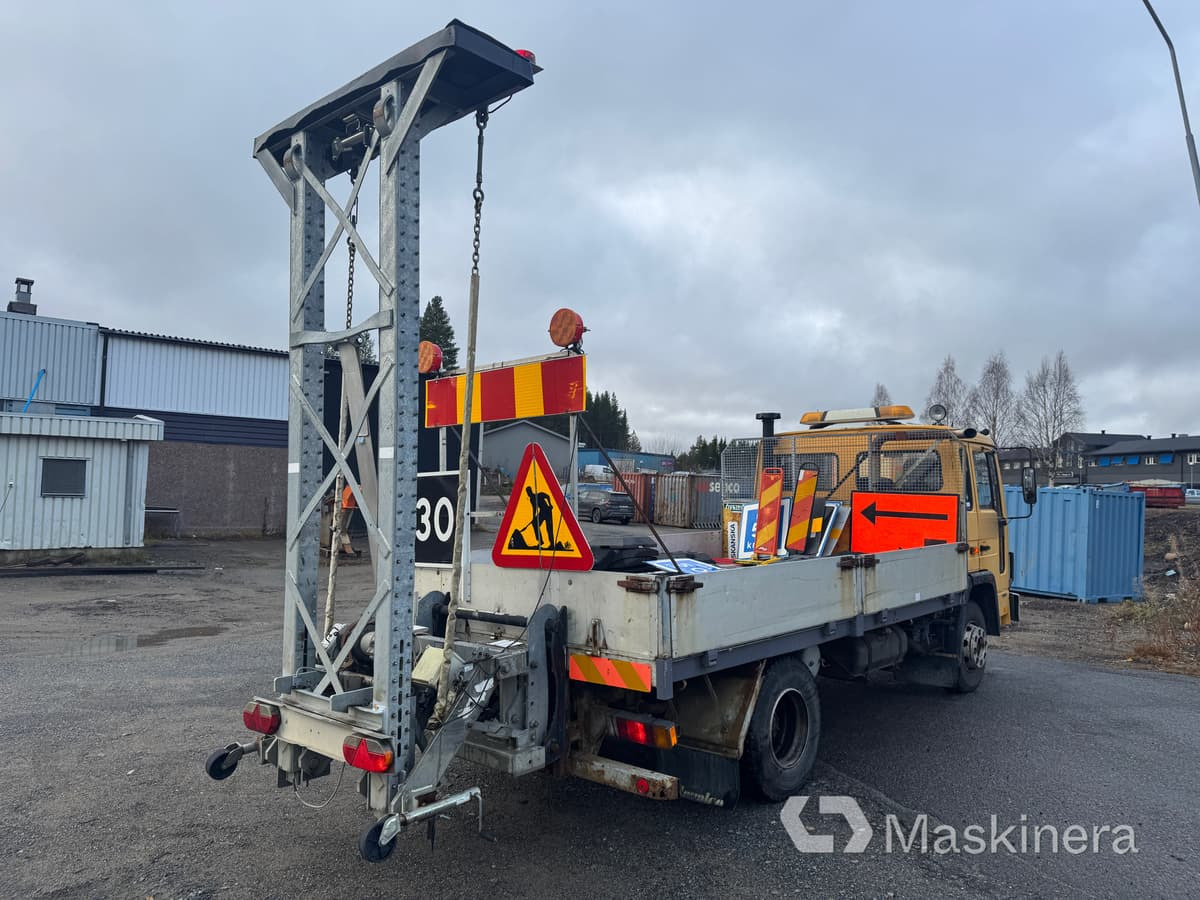 Volvo FL611 4X2 TMA-bil Volvo FL611 - Kamion sa tovarnim sandukom: slika 5 Volvo FL611 4X2 TMA-bil Volvo FL611 - Kamion sa tovarnim sandukom: slika 5