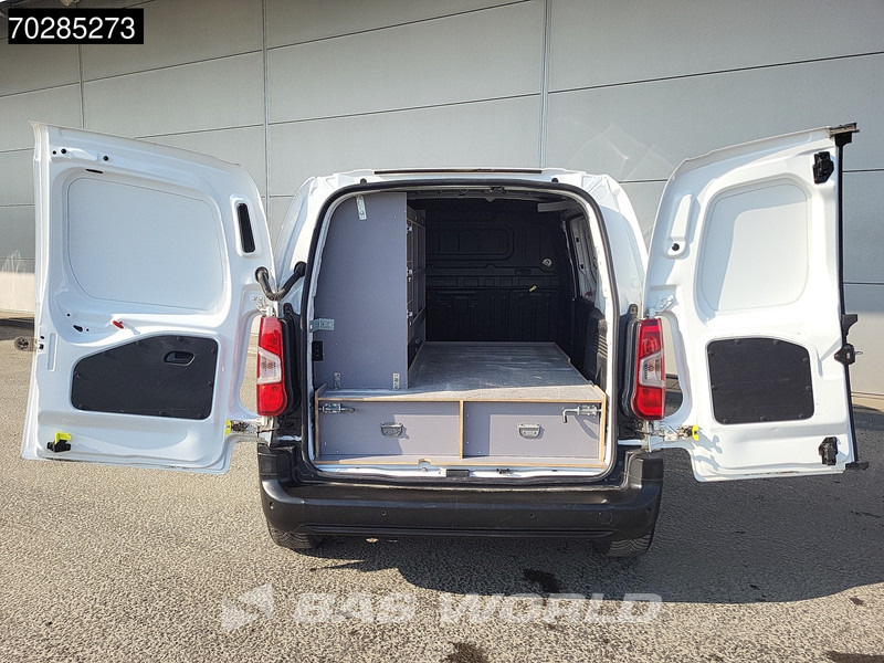Citroën Berlingo 130PK Automaat L1H1 Navi Airco Cruise Parkeersensoren L1 3m3 Airco Cruise control - Furgon: slika 3 Citroën Berlingo 130PK Automaat L1H1 Navi Airco Cruise Parkeersensoren L1 3m3 Airco Cruise control - Furgon: slika 3