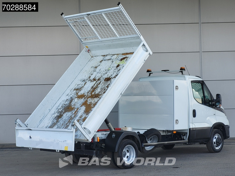 Iveco Daily 35C16 3.0L Kipper met Kist Dubbellucht 3,5t Trekhaak Navi Airco Cruise Camera Euro6 Tipper Benne Kieper 2m3 Airco Trekhaak Cruis - Dostavno vozilo istovarivač: slika 2 Iveco Daily 35C16 3.0L Kipper met Kist Dubbellucht 3,5t Trekhaak Navi Airco Cruise Camera Euro6 Tipper Benne Kieper 2m3 Airco Trekhaak Cruis - Dostavno vozilo istovarivač: slika 2