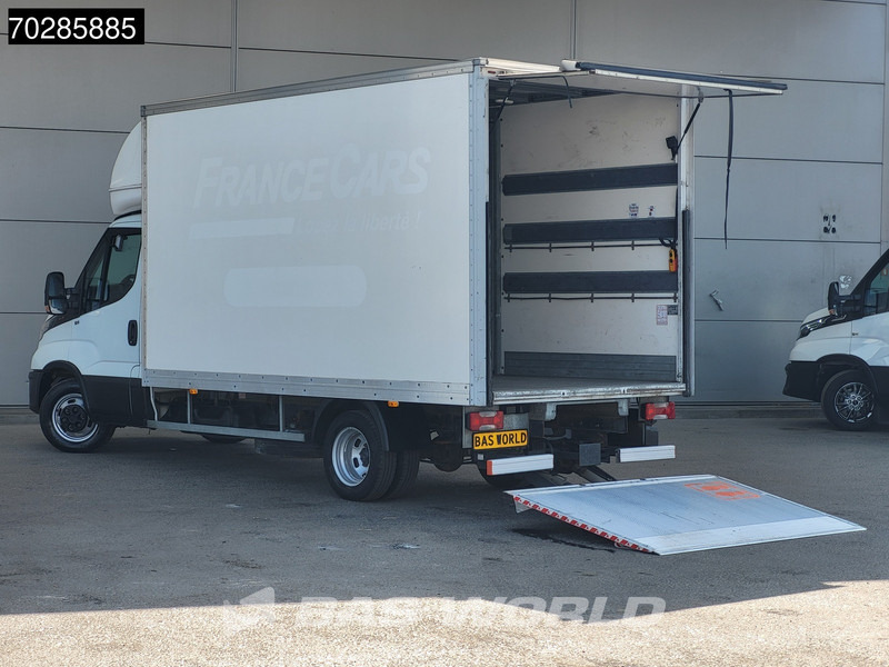 Iveco Daily 35C16 3.0L Laadklep Zijdeur Bakwagen Airco Cruise Euro6 Meubelbak Koffer 20m3 Airco Cruise control - Dostavno vozilo sa zatvorenim sandukom: slika 2 Iveco Daily 35C16 3.0L Laadklep Zijdeur Bakwagen Airco Cruise Euro6 Meubelbak Koffer 20m3 Airco Cruise control - Dostavno vozilo sa zatvorenim sandukom: slika 2