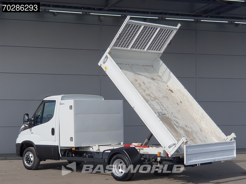 Iveco Daily 35C16 3.0L Open Laadbak met Kist Dubbellucht 3,5t Trekhaak Airco Cruise Euro6 Pritsche Pickup Open Box 2m3 Airco Trekhaak Cruise - Dostavno vozilo sa otvorenom sandukom: slika 2 Iveco Daily 35C16 3.0L Open Laadbak met Kist Dubbellucht 3,5t Trekhaak Airco Cruise Euro6 Pritsche Pickup Open Box 2m3 Airco Trekhaak Cruise - Dostavno vozilo sa otvorenom sandukom: slika 2
