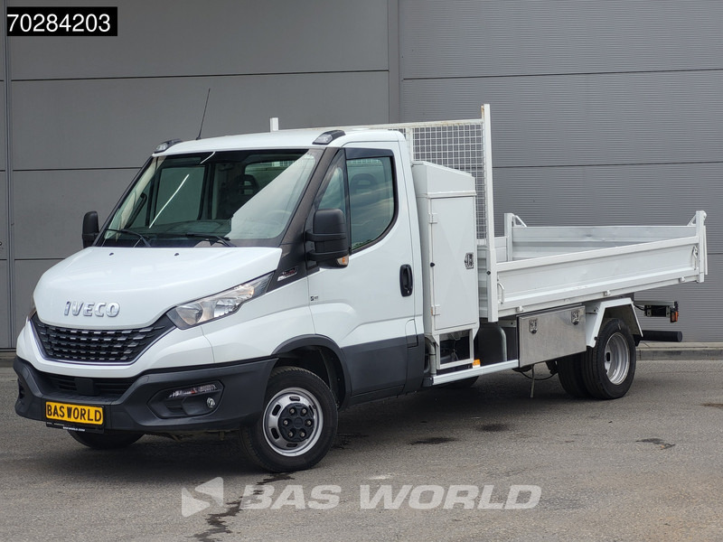 Iveco Daily 35C18 3.0L Automaat Kipper met Kist Dubbellucht 3,5t Trekhaak Cruise Euro6 Tipper Benne Kieper 2m3 Trekhaak Cruise control - Dostavno vozilo istovarivač: slika 2 Iveco Daily 35C18 3.0L Automaat Kipper met Kist Dubbellucht 3,5t Trekhaak Cruise Euro6 Tipper Benne Kieper 2m3 Trekhaak Cruise control - Dostavno vozilo istovarivač: slika 2