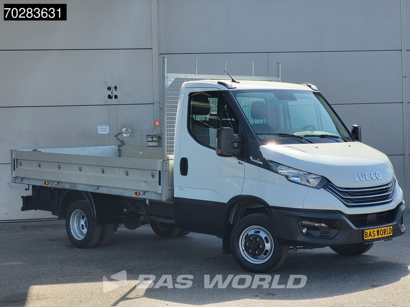Iveco Daily 35C18 3.0L Open Laadbak Dubbellucht 3,5t Trekhaak Airco Cruise Camera Parkeersensoren Euro6 Meubelbak Koffer Airco Trekhaak Crui - Dostavno vozilo sa otvorenom sandukom: slika 3 Iveco Daily 35C18 3.0L Open Laadbak Dubbellucht 3,5t Trekhaak Airco Cruise Camera Parkeersensoren Euro6 Meubelbak Koffer Airco Trekhaak Crui - Dostavno vozilo sa otvorenom sandukom: slika 3