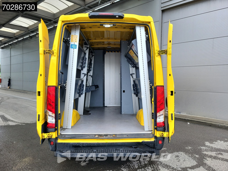 Iveco Daily 35S14 Automaat L2H2 3,5t Trekgewicht LED ACC Airco Camera Euro6 L2 11m3 Airco - Furgon: slika 3 Iveco Daily 35S14 Automaat L2H2 3,5t Trekgewicht LED ACC Airco Camera Euro6 L2 11m3 Airco - Furgon: slika 3