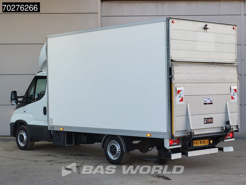Iveco Daily 35S14 Automaat Laadklep Bakwagen Zijdeur Airco Cruise Meubelbak Koffer Airco Cruise control - Dostavno vozilo sa zatvorenim sandukom: slika 2 Iveco Daily 35S14 Automaat Laadklep Bakwagen Zijdeur Airco Cruise Meubelbak Koffer Airco Cruise control - Dostavno vozilo sa zatvorenim sandukom: slika 2
