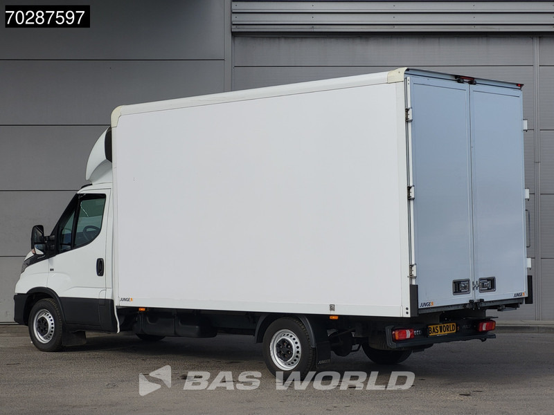 Iveco Daily 35S16 Automaat Bakwagen Achterdeuren Airco Camera Euro6 Meubelbak Koffer 21m3 Airco - Dostavno vozilo sa zatvorenim sandukom: slika 2 Iveco Daily 35S16 Automaat Bakwagen Achterdeuren Airco Camera Euro6 Meubelbak Koffer 21m3 Airco - Dostavno vozilo sa zatvorenim sandukom: slika 2