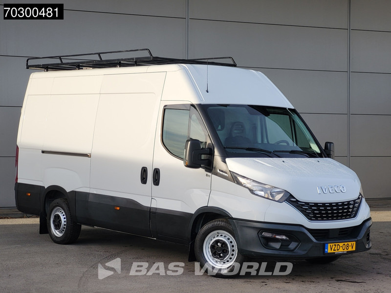 Iveco Daily 35S16 Automaat L2H2 3,5t Trekhaak 160PK Airco Imperiaal Camera Parkeersensoren Imperiaal Euro6 L2 Airco Trekhaak - Furgon: slika 3 Iveco Daily 35S16 Automaat L2H2 3,5t Trekhaak 160PK Airco Imperiaal Camera Parkeersensoren Imperiaal Euro6 L2 Airco Trekhaak - Furgon: slika 3