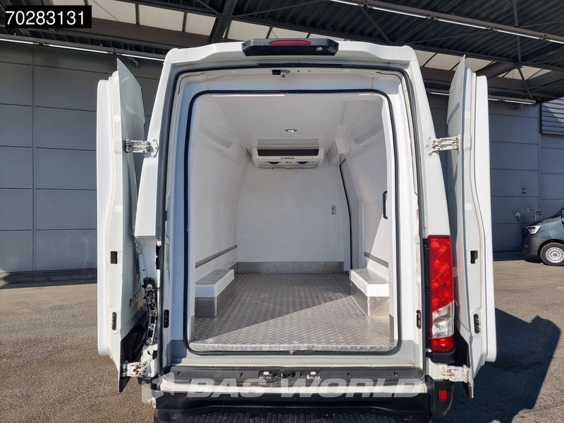 Iveco Daily 35S16 SCHADE/DAMAGE! Koelwagen Vriezer Automaat Thermo King V-300 MAX Airco Cruise Parkeersensoren Kühl Kühler Koel Koeler Kühlw - Dostavno vozilo hladnjača: slika 3 Iveco Daily 35S16 SCHADE/DAMAGE! Koelwagen Vriezer Automaat Thermo King V-300 MAX Airco Cruise Parkeersensoren Kühl Kühler Koel Koeler Kühlw - Dostavno vozilo hladnjača: slika 3