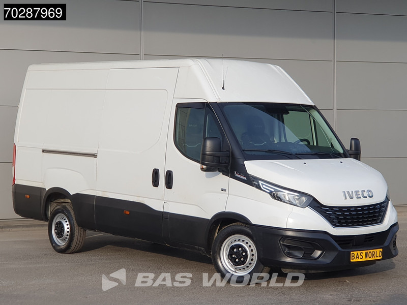 Iveco Daily 35S18 3.0L Automaat L2H2 3,5t Trekhaak 180PK LED Navi Airco Cruise Camera Euro6 L2 12m3 Airco Trekhaak Cruise control - Furgon: slika 5 Iveco Daily 35S18 3.0L Automaat L2H2 3,5t Trekhaak 180PK LED Navi Airco Cruise Camera Euro6 L2 12m3 Airco Trekhaak Cruise control - Furgon: slika 5