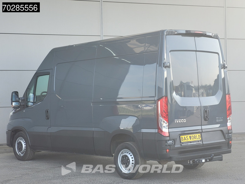Iveco Daily 35S18 3.0L Automaat L2H2 3,5t Trekhaak LED Navi Airco Cruise Camera Euro6 L2 11m3 Airco Trekhaak Cruise control - Furgon: slika 2 Iveco Daily 35S18 3.0L Automaat L2H2 3,5t Trekhaak LED Navi Airco Cruise Camera Euro6 L2 11m3 Airco Trekhaak Cruise control - Furgon: slika 2