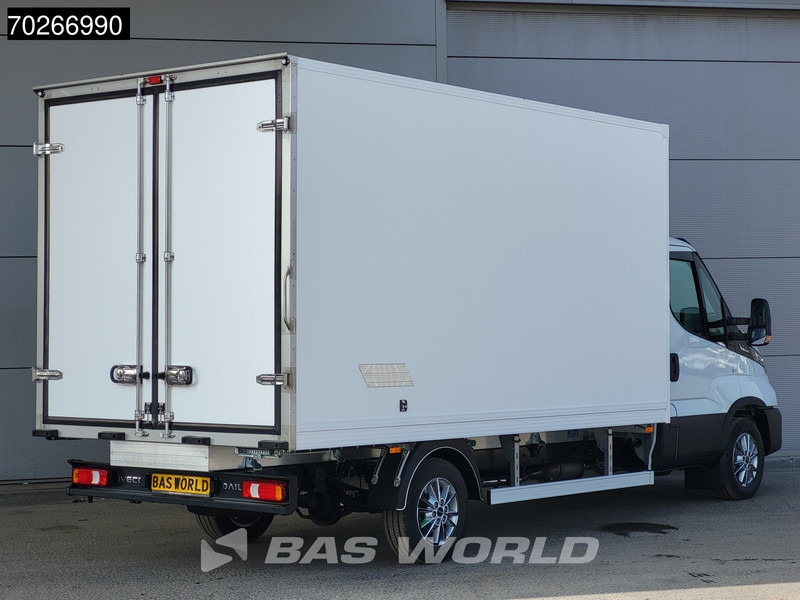 Iveco Daily 35S18 3.0L Koelwagen Vriezer Thermoking V-200 MAX 220V stekker -18 LED Navi Airco ACC Koel Koeler Kühler Kühlwagen Bakwagen Kühl - Dostavno vozilo hladnjača: slika 5 Iveco Daily 35S18 3.0L Koelwagen Vriezer Thermoking V-200 MAX 220V stekker -18 LED Navi Airco ACC Koel Koeler Kühler Kühlwagen Bakwagen Kühl - Dostavno vozilo hladnjača: slika 5