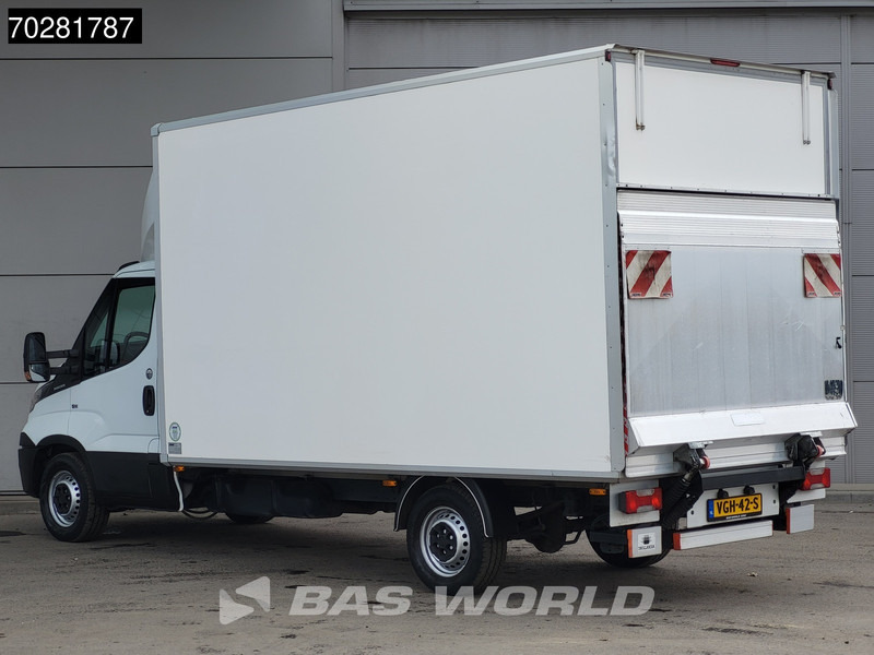 Iveco Daily 35S18 3.0L Laadklep Bakwagen Airco Lat om Lat Euro6 Meubelbak Koffer 20m3 Airco - Dostavno vozilo sa zatvorenim sandukom: slika 2 Iveco Daily 35S18 3.0L Laadklep Bakwagen Airco Lat om Lat Euro6 Meubelbak Koffer 20m3 Airco - Dostavno vozilo sa zatvorenim sandukom: slika 2