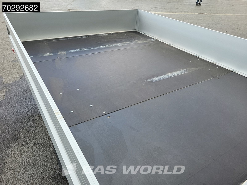 Dostavno vozilo sa otvorenom sandukom Iveco Daily 70C21 3.0L Automaat Dubbellucht 210PK Open Laadbak 3,5t Trekhaak 210PK LED Airco Cruise Euro6 Pritsche Pickup Airco Trekhaak Cru: slika 8 Dostavno vozilo sa otvorenom sandukom Iveco Daily 70C21 3.0L Automaat Dubbellucht 210PK Open Laadbak 3,5t Trekhaak 210PK LED Airco Cruise Euro6 Pritsche Pickup Airco Trekhaak Cru: slika 8