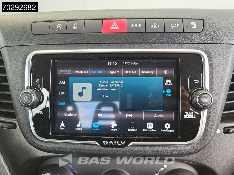 Dostavno vozilo sa otvorenom sandukom Iveco Daily 70C21 3.0L Automaat Dubbellucht 210PK Open Laadbak 3,5t Trekhaak 210PK LED Airco Cruise Euro6 Pritsche Pickup Airco Trekhaak Cru: slika 15 Dostavno vozilo sa otvorenom sandukom Iveco Daily 70C21 3.0L Automaat Dubbellucht 210PK Open Laadbak 3,5t Trekhaak 210PK LED Airco Cruise Euro6 Pritsche Pickup Airco Trekhaak Cru: slika 15