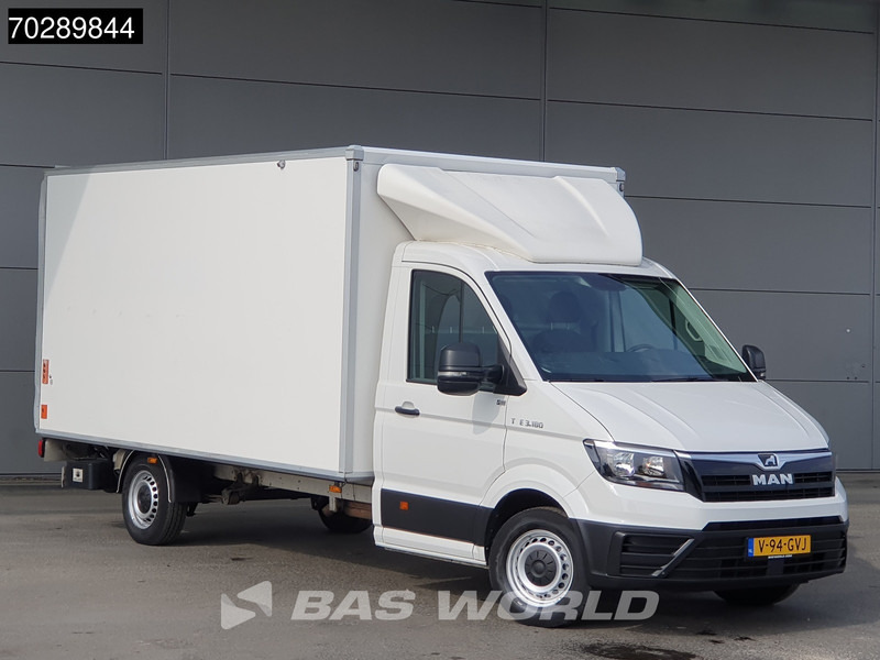 MAN TGE 3.180 D'Hollandia Laadklep Bakwagen Airco Cruise Lat om Lat Euro6 Meubelbak Koffer 19m3 Airco Cruise control - Dostavno vozilo sa zatvorenim sandukom: slika 5 MAN TGE 3.180 D'Hollandia Laadklep Bakwagen Airco Cruise Lat om Lat Euro6 Meubelbak Koffer 19m3 Airco Cruise control - Dostavno vozilo sa zatvorenim sandukom: slika 5