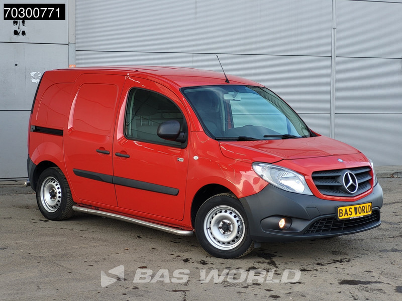 Mercedes-Benz CItan 108 L1H1 Airco Euro6 L1 Kompakt Airco - Mali kombi: slika 3 Mercedes-Benz CItan 108 L1H1 Airco Euro6 L1 Kompakt Airco - Mali kombi: slika 3