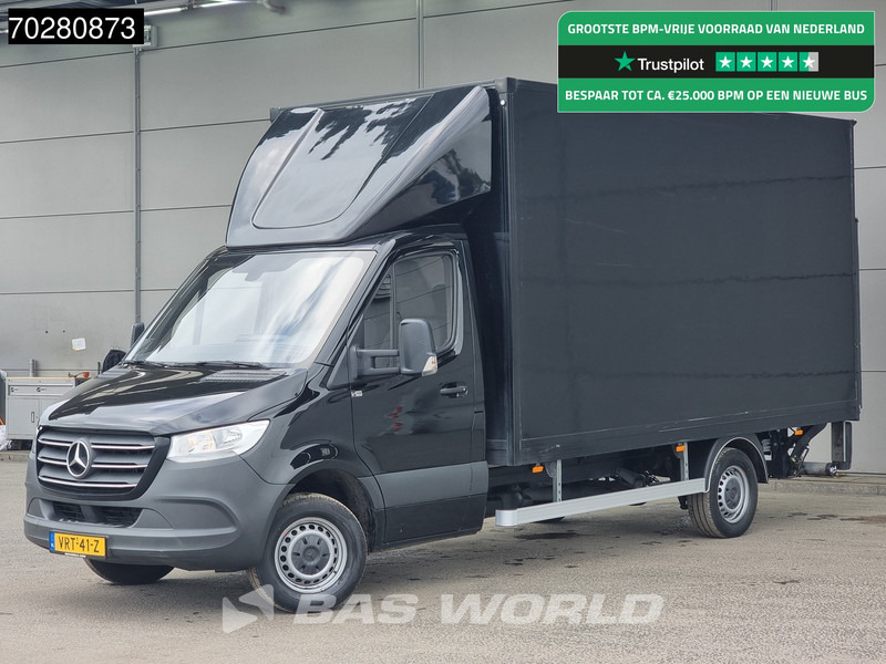 Mercedes-Benz Sprinter 314 CDI Laadklep Automaat Zijdeur Bakwagen Airco Cruise Carplay MBUX Meubelbak Koffer 21m3 Airco Cruise control - Dostavno vozilo sa zatvorenim sandukom: slika 1 Mercedes-Benz Sprinter 314 CDI Laadklep Automaat Zijdeur Bakwagen Airco Cruise Carplay MBUX Meubelbak Koffer 21m3 Airco Cruise control - Dostavno vozilo sa zatvorenim sandukom: slika 1