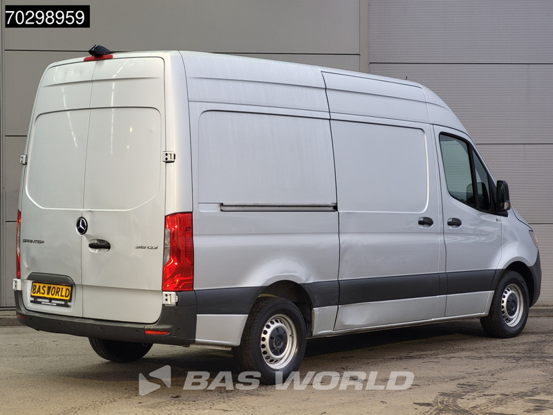 Mercedes-Benz Sprinter 315 CDI Automaat L2H2 150PK Airco Camera Parkeersensoren MBUX CarPlay Euro6 L2 12m3 Airco - Mali kombi: slika 5 Mercedes-Benz Sprinter 315 CDI Automaat L2H2 150PK Airco Camera Parkeersensoren MBUX CarPlay Euro6 L2 12m3 Airco - Mali kombi: slika 5