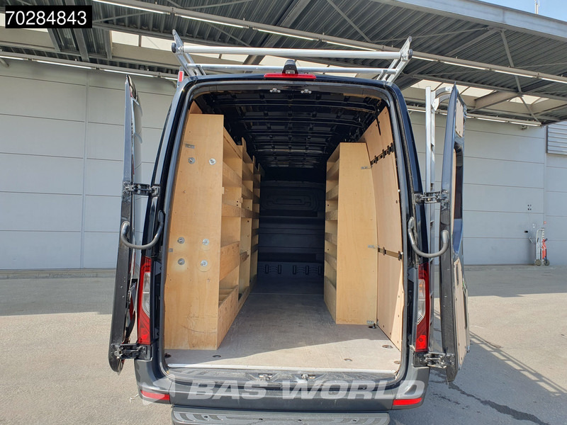 Mercedes-Benz Sprinter 315 CDI Glasresteel Automaat L4H2 LED Airco Cruise Camera Parkeersensoren MBUX CarPlay Imperiaal Euro6 Resteel L4 17m3 Airco Cru - Furgon: slika 3 Mercedes-Benz Sprinter 315 CDI Glasresteel Automaat L4H2 LED Airco Cruise Camera Parkeersensoren MBUX CarPlay Imperiaal Euro6 Resteel L4 17m3 Airco Cru - Furgon: slika 3