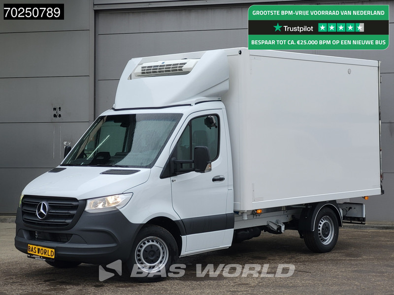 Mercedes-Benz Sprinter 315 CDI Koelwagen 2025model Thermo King V-300max 230V stekker Bakwagen Koel Kühlwagen 13m3 Airco Cruise control - Dostavno vozilo hladnjača: slika 1 Mercedes-Benz Sprinter 315 CDI Koelwagen 2025model Thermo King V-300max 230V stekker Bakwagen Koel Kühlwagen 13m3 Airco Cruise control - Dostavno vozilo hladnjača: slika 1