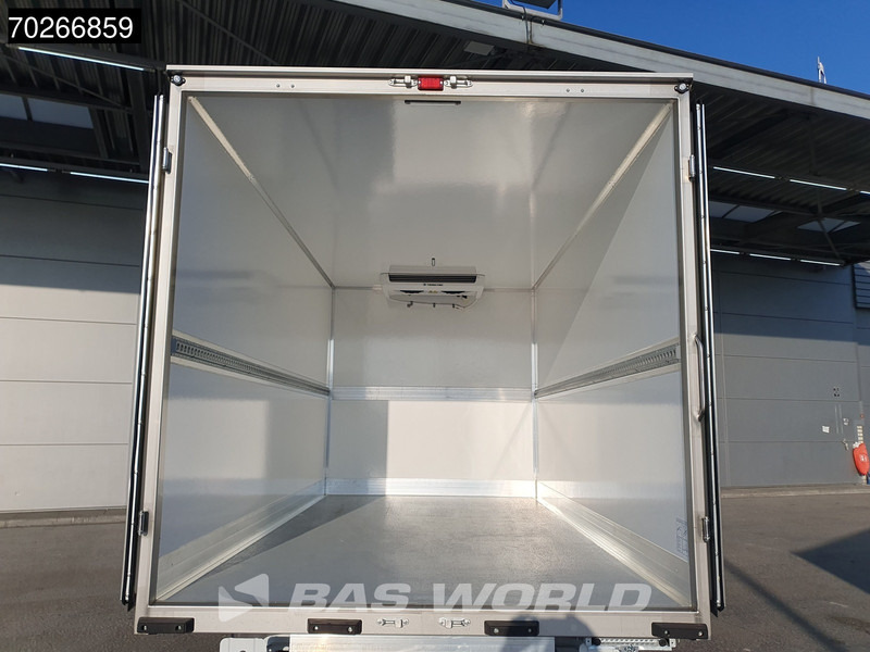 Mercedes-Benz Sprinter 315 CDI Koelwagen Achterdeuren Thermo King C-250 Airco Carplay MBUX Koel Koeler Kühl Kühler Kühlwagen Kühlkoffer 17m3 Airco - Dostavno vozilo hladnjača: slika 3 Mercedes-Benz Sprinter 315 CDI Koelwagen Achterdeuren Thermo King C-250 Airco Carplay MBUX Koel Koeler Kühl Kühler Kühlwagen Kühlkoffer 17m3 Airco - Dostavno vozilo hladnjača: slika 3
