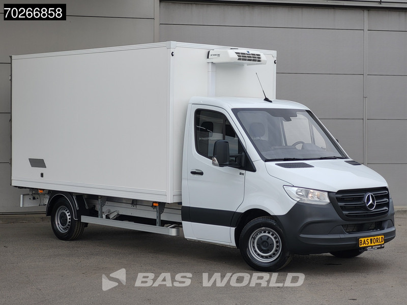 Mercedes-Benz Sprinter 315 CDI Koelwagen Achterdeuren Thermo King C-250 Airco MBUX Koel Koeler Kühl Kühler Kühlwagen Kühlkoffer 17m3 Airco - Dostavno vozilo hladnjača: slika 5 Mercedes-Benz Sprinter 315 CDI Koelwagen Achterdeuren Thermo King C-250 Airco MBUX Koel Koeler Kühl Kühler Kühlwagen Kühlkoffer 17m3 Airco - Dostavno vozilo hladnjača: slika 5