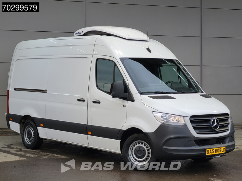 Mercedes-Benz Sprinter 316 CDI Koelwagen Kerstner 230v Stekker 160PK L2H2 Airco Camera Euro6 L2 Koel Koeler Kühl Kühler Kühlwagen Euro6 Airco - Dostavno vozilo hladnjača: slika 3 Mercedes-Benz Sprinter 316 CDI Koelwagen Kerstner 230v Stekker 160PK L2H2 Airco Camera Euro6 L2 Koel Koeler Kühl Kühler Kühlwagen Euro6 Airco - Dostavno vozilo hladnjača: slika 3