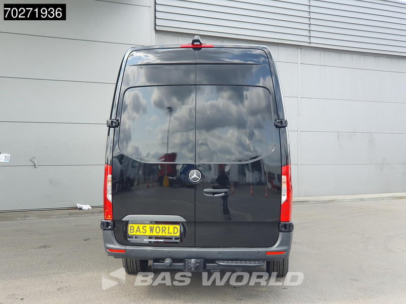 Mercedes-Benz Sprinter 317 CDI Automaat L3H2 Black Edition 3500KG Trekhaak Airco Camera Parkeersensoren MBUX CarPlay Euro6 L3 15m3 Airco Trekhaak - Furgon: slika 5 Mercedes-Benz Sprinter 317 CDI Automaat L3H2 Black Edition 3500KG Trekhaak Airco Camera Parkeersensoren MBUX CarPlay Euro6 L3 15m3 Airco Trekhaak - Furgon: slika 5